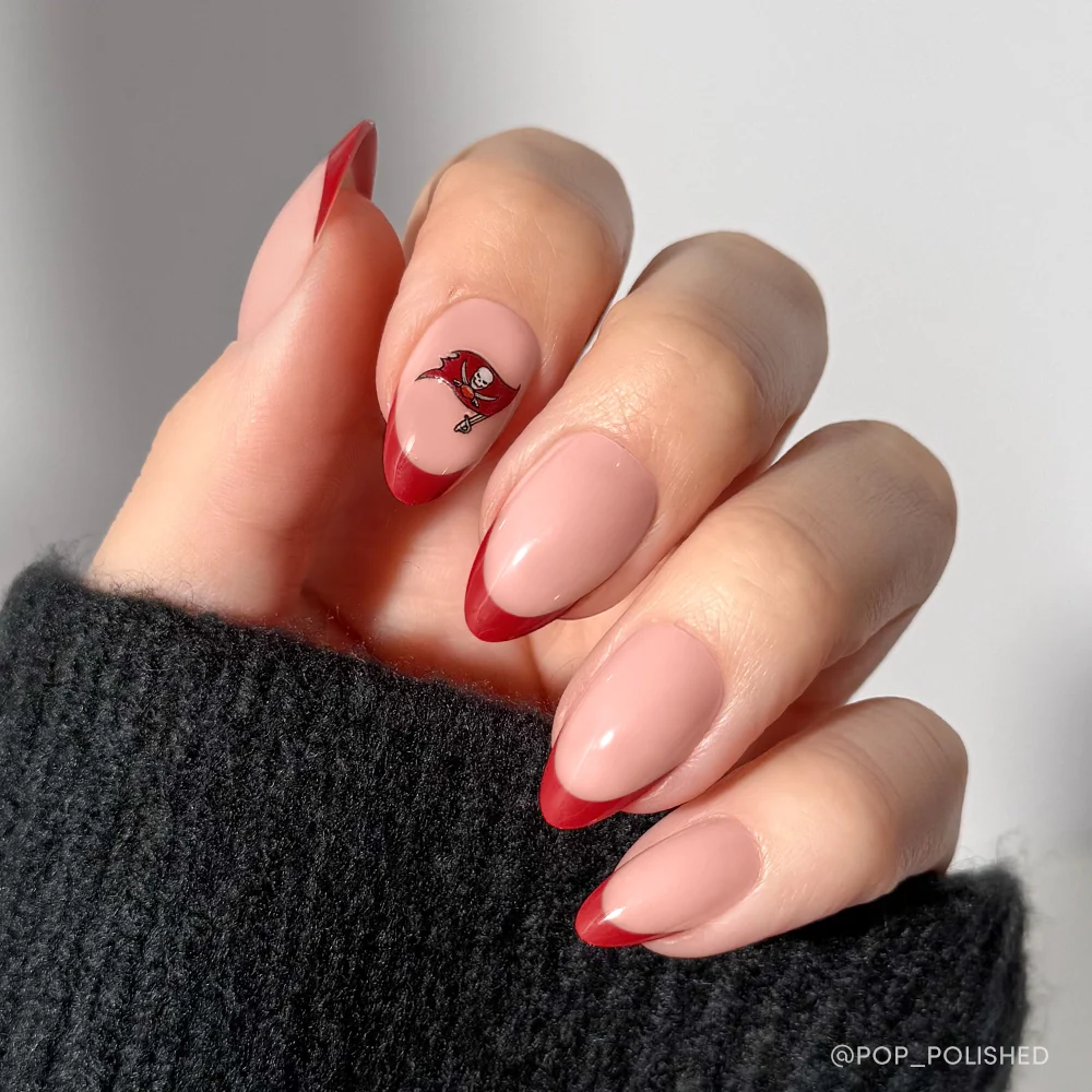 Tampa Bay Buccaneers Press-On Nail Set